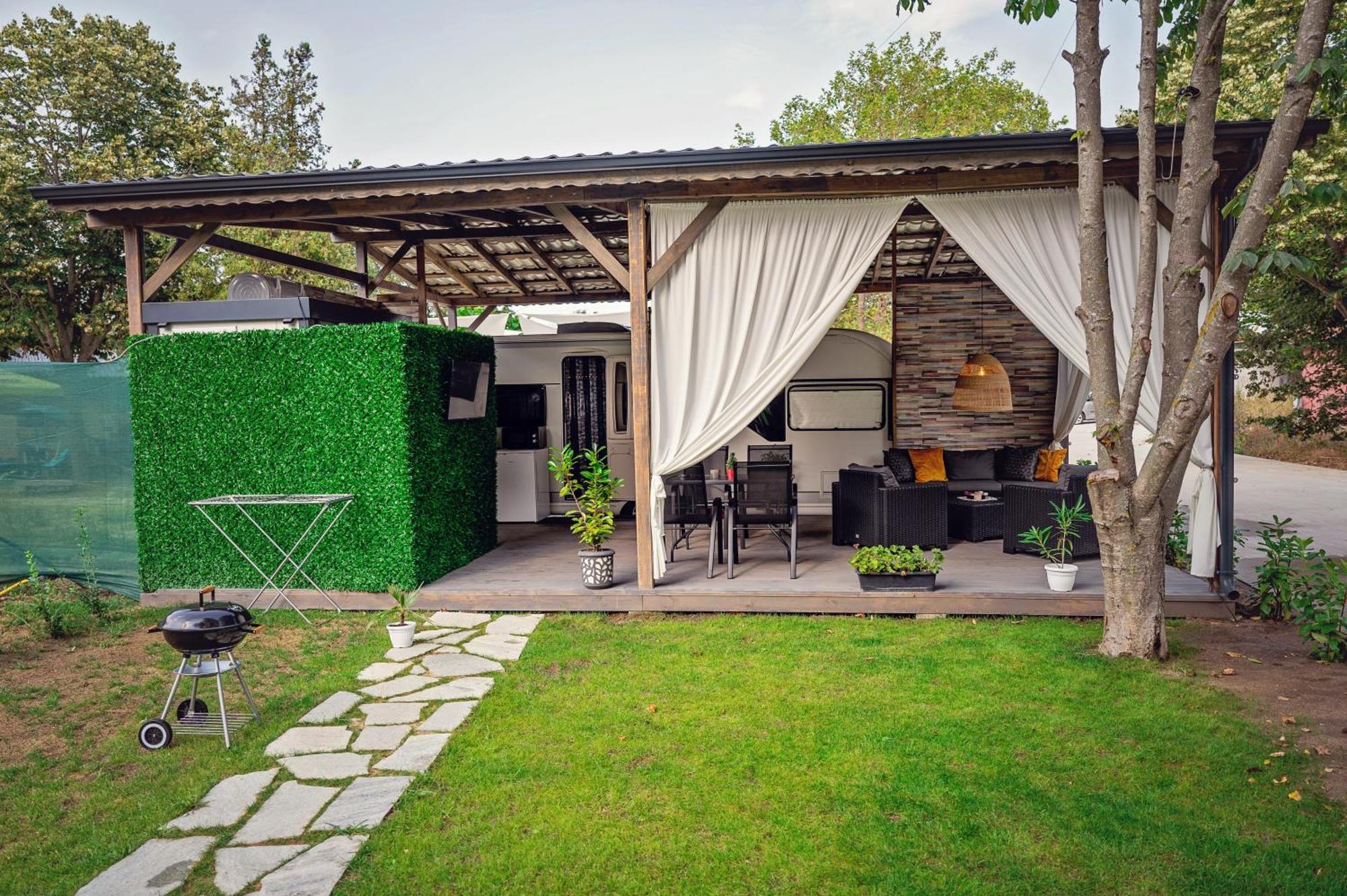Каравани Avi Iris Фичоза Hotel Varna Eksteriør billede